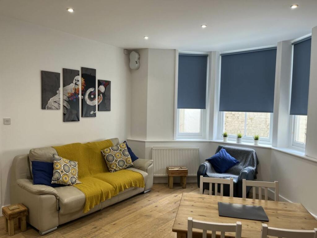 Main image of property: Glengarry, 75 St Michaels Road, Bournemouth