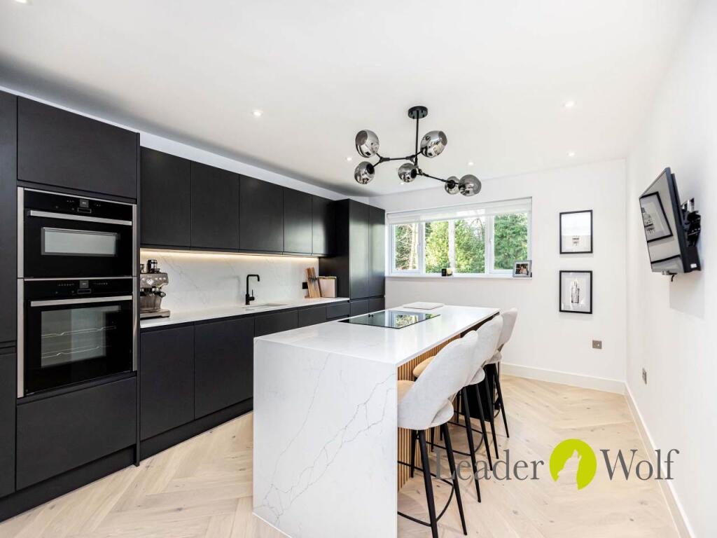 Main image of property: The Avenue, Westbourne, Bournemouth