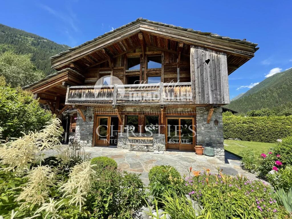 Main image of property: Rhone Alps, Haute-Savoie, Chamonix