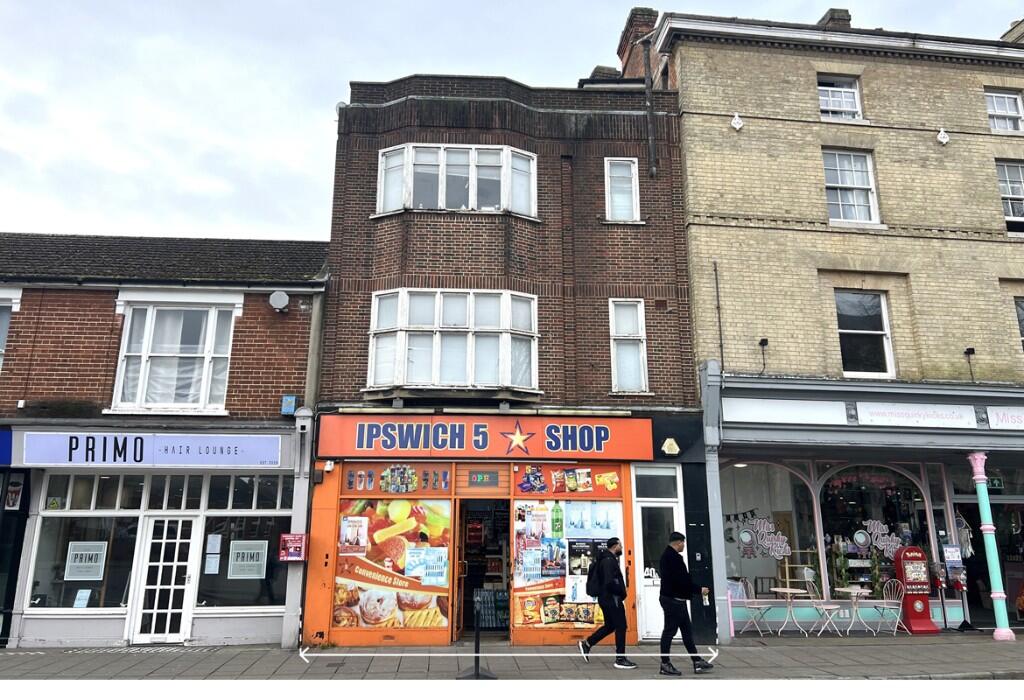Main image of property: 40/40a Tacket Street, Ipswich, Suffolk, IP4 1BA