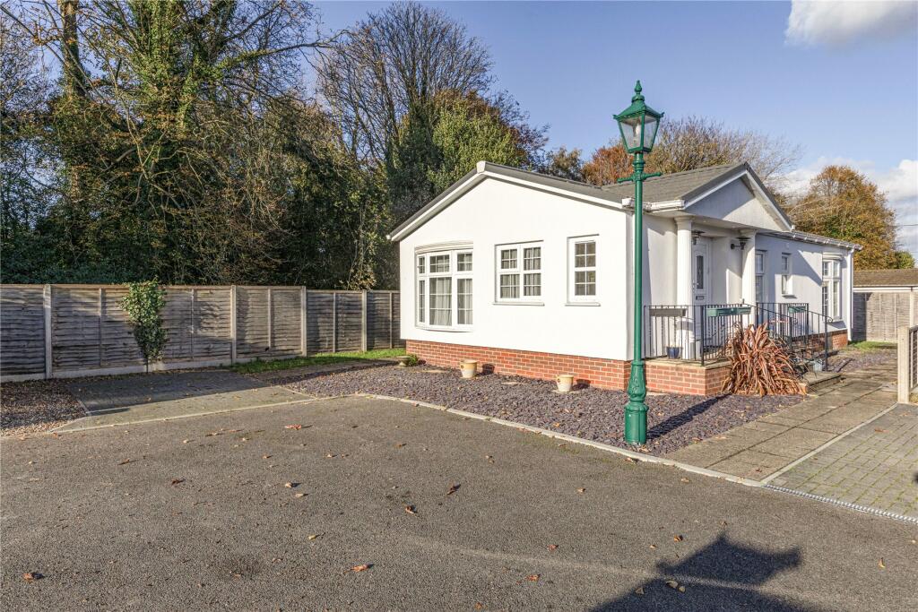 2 bedroom park home for sale in Nightingale Rise, Meadowlands