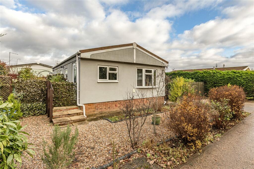 2 bedroom detached house for sale in Avenue One, Meadowlands
