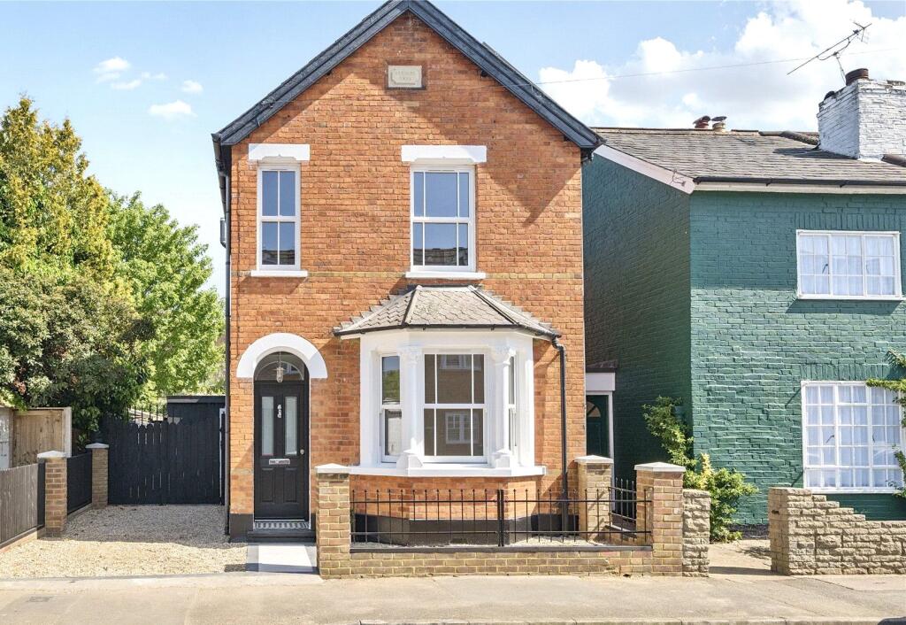 Main image of property: Queen Street, Chertsey, Surrey, KT16