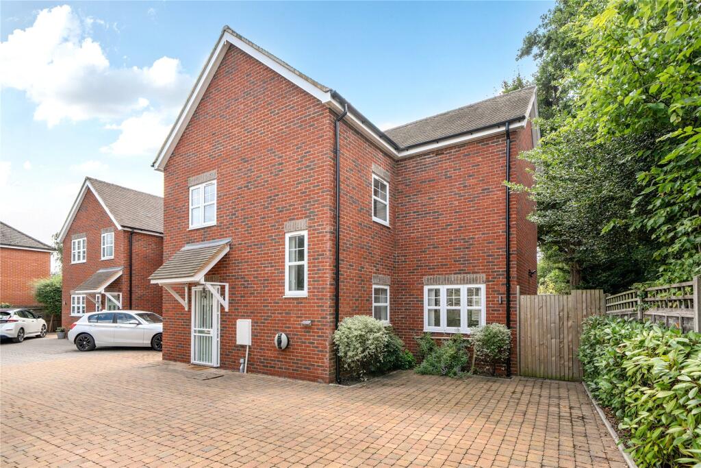 Main image of property: Simplemarsh Road, Addlestone, Surrey, KT15
