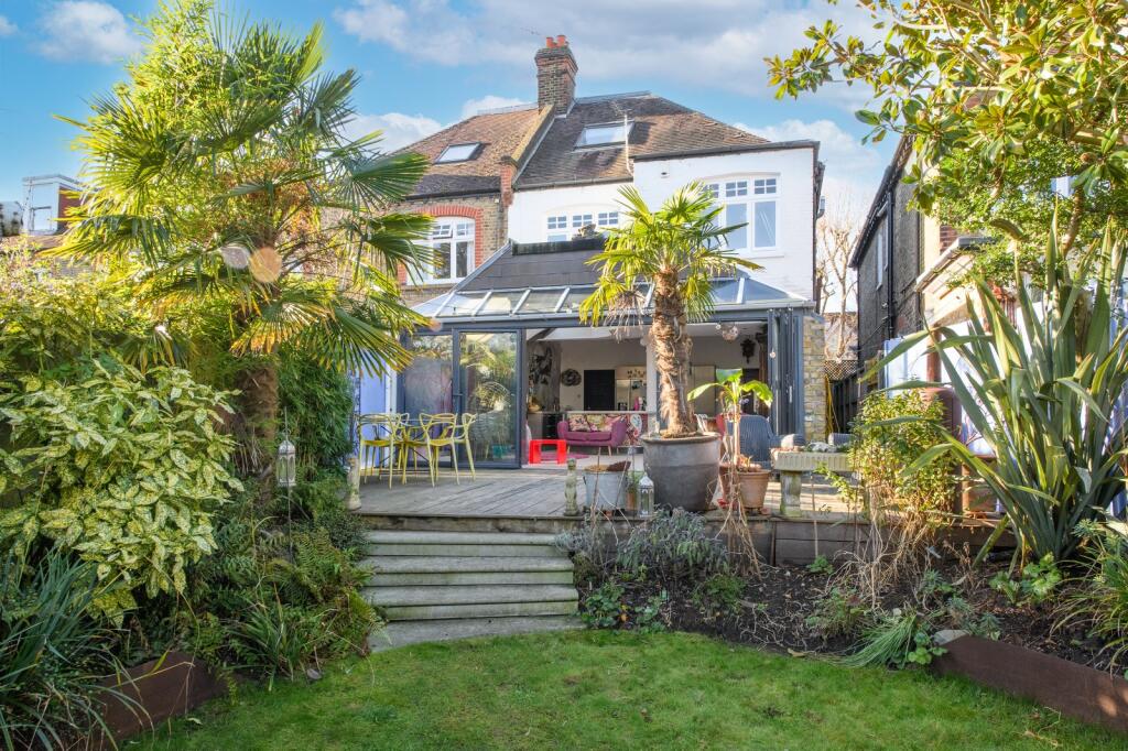 Main image of property: East Sheen Avenue, 
East Sheen, SW14
