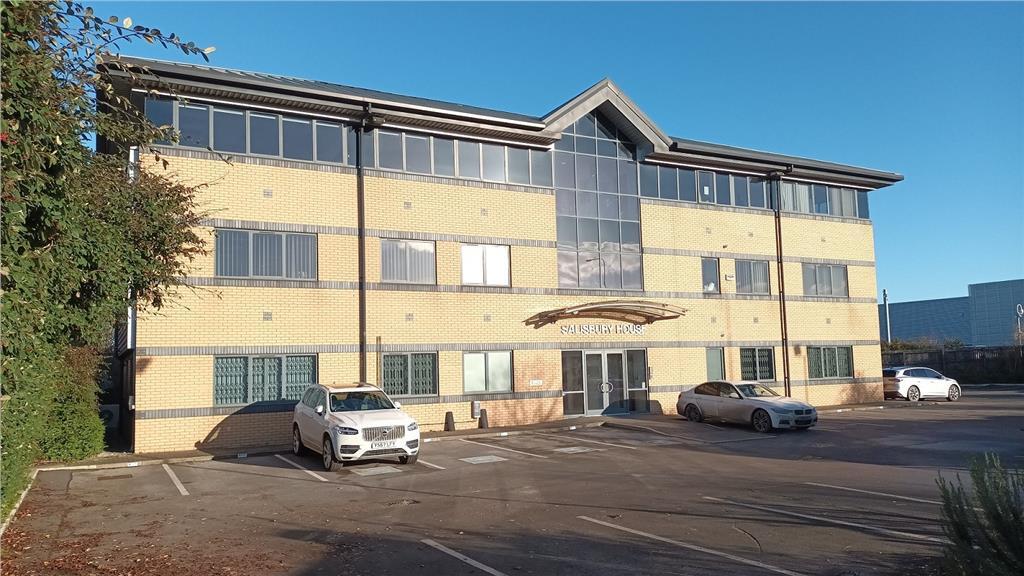 Main image of property: First Floor Salisbury House, Saxon Way, Priory Park, Hessle, HU13 9PB