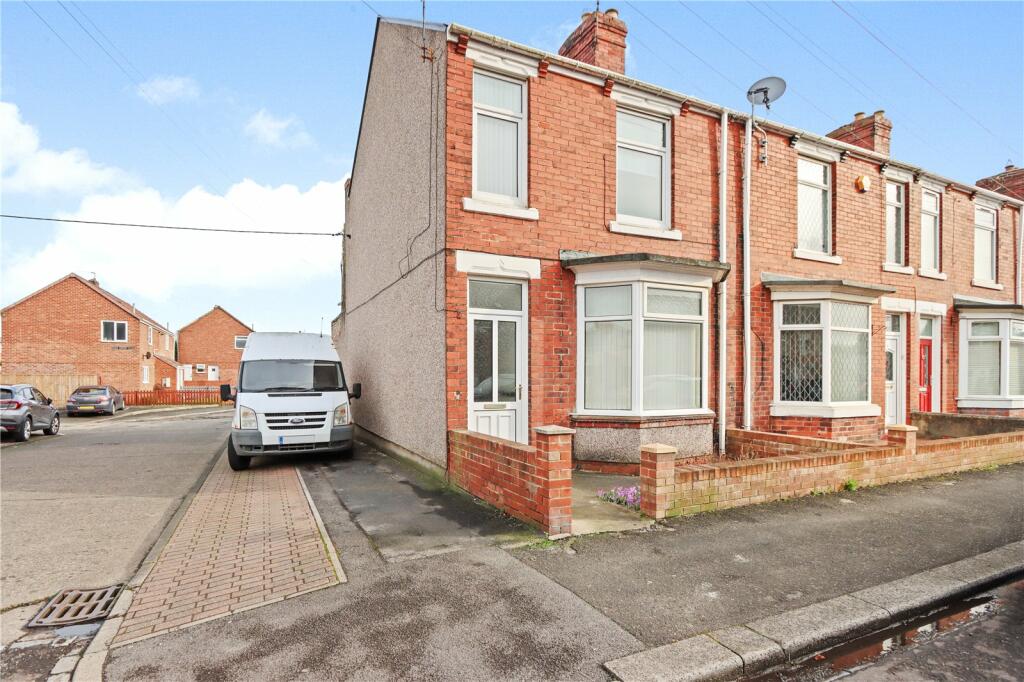 3 bedroom end of terrace house for sale in Harley Terrace, Sherburn