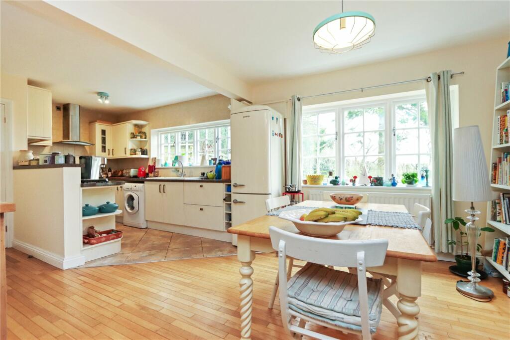 Additional property image - Hall Lane, Shincliffe, Durham, DH1