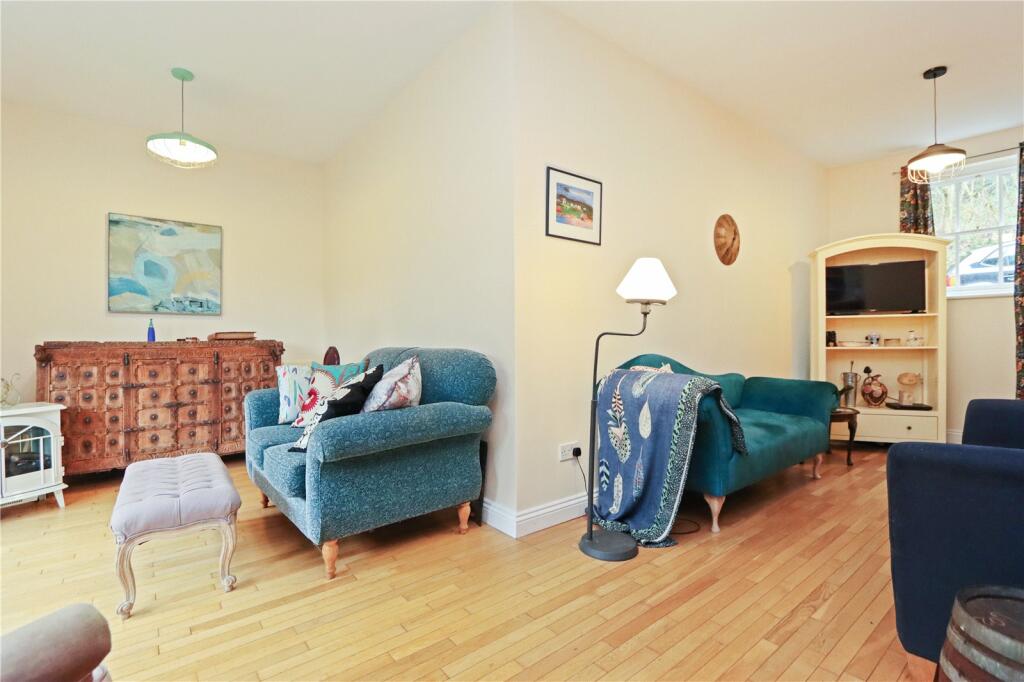 Additional property image - Hall Lane, Shincliffe, Durham, DH1