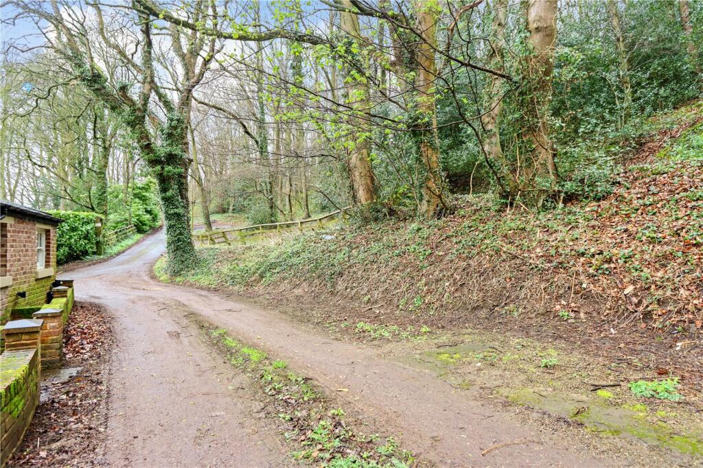 Additional property image - Hall Lane, Shincliffe, Durham, DH1