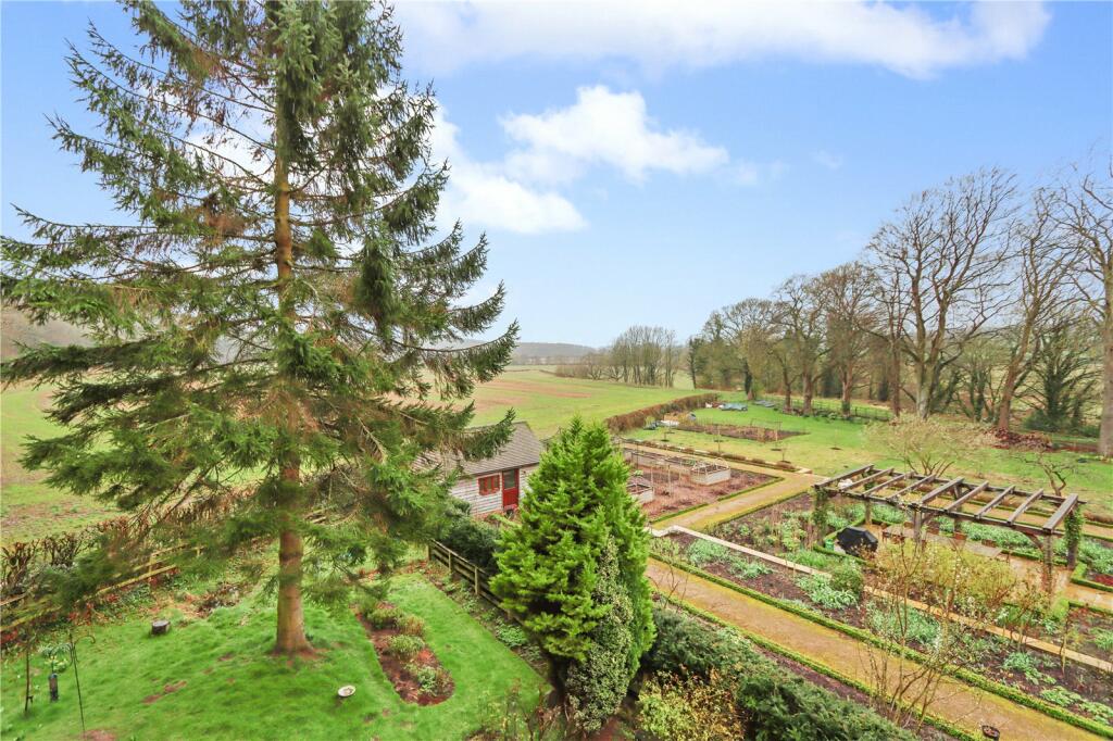 Additional property image - Hall Lane, Shincliffe, Durham, DH1