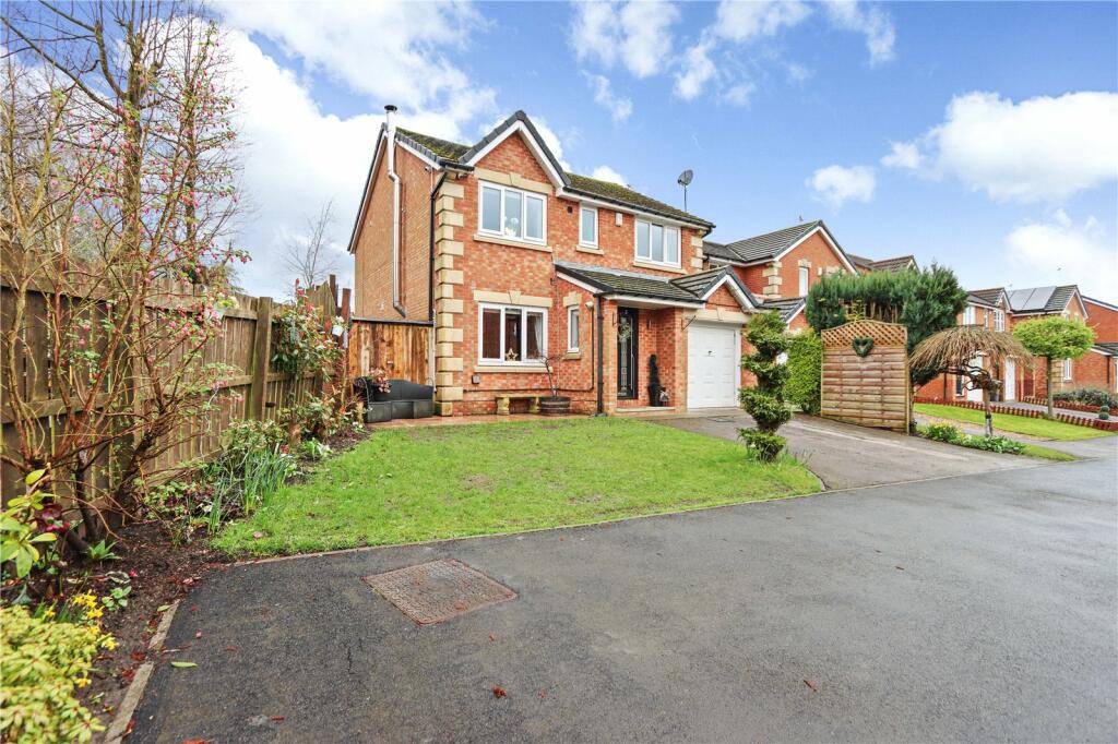 4 bedroom detached house for sale in Hexham Court, Sacriston, Durham, DH7