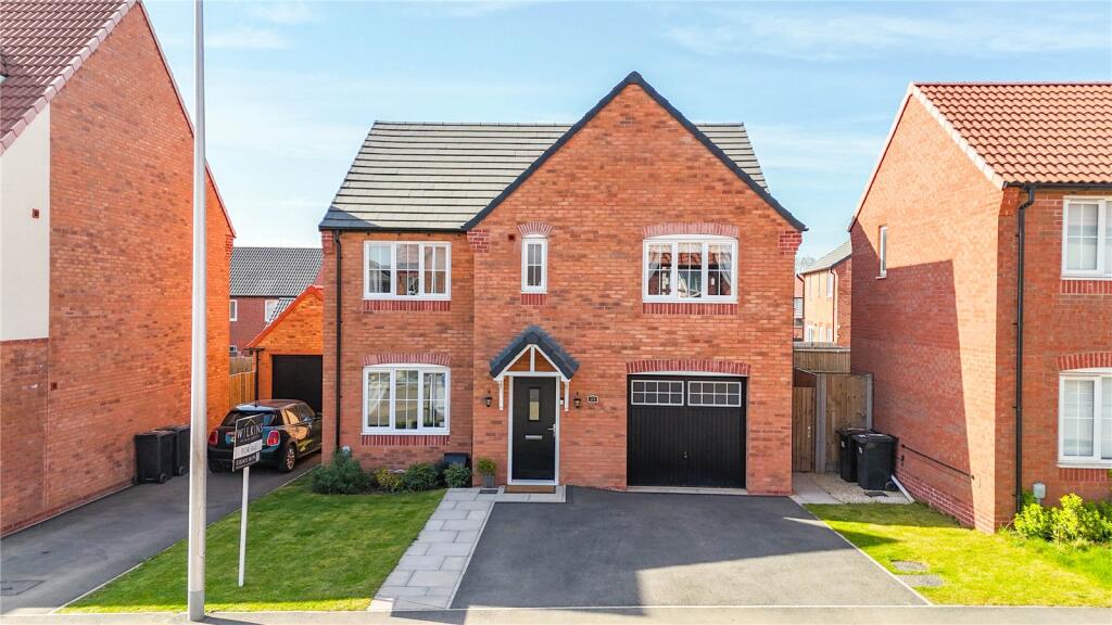 Main image of property: Caesar Drive, Nuneaton, Warwickshire, CV11