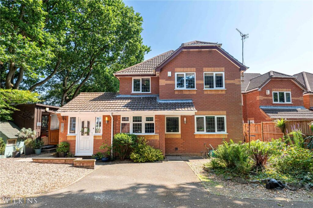 Main image of property: Walnut Close, Hartshill, Nuneaton, Warwickshire, CV10