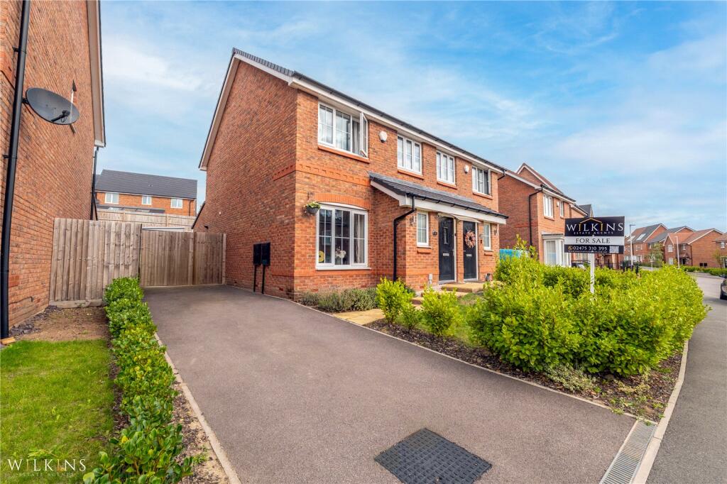 Main image of property: Polar Avenue, Nuneaton, Warwickshire, CV10