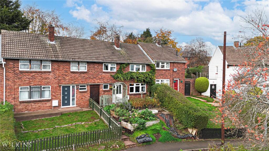 Main image of property: Ashwood Road, Nuneaton, Warwickshire, CV10