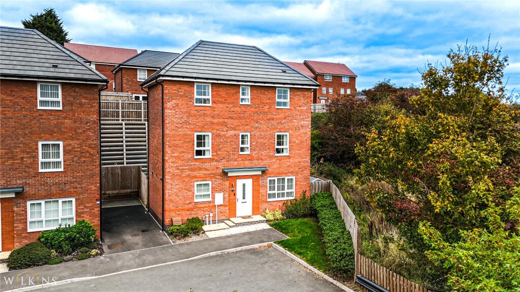 Main image of property: Gorsy Way, Nuneaton, Warwickshire, CV10