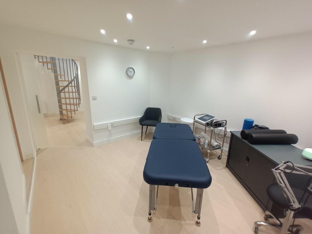 Additional property image - Hotwell Road, Bristol, BS8
