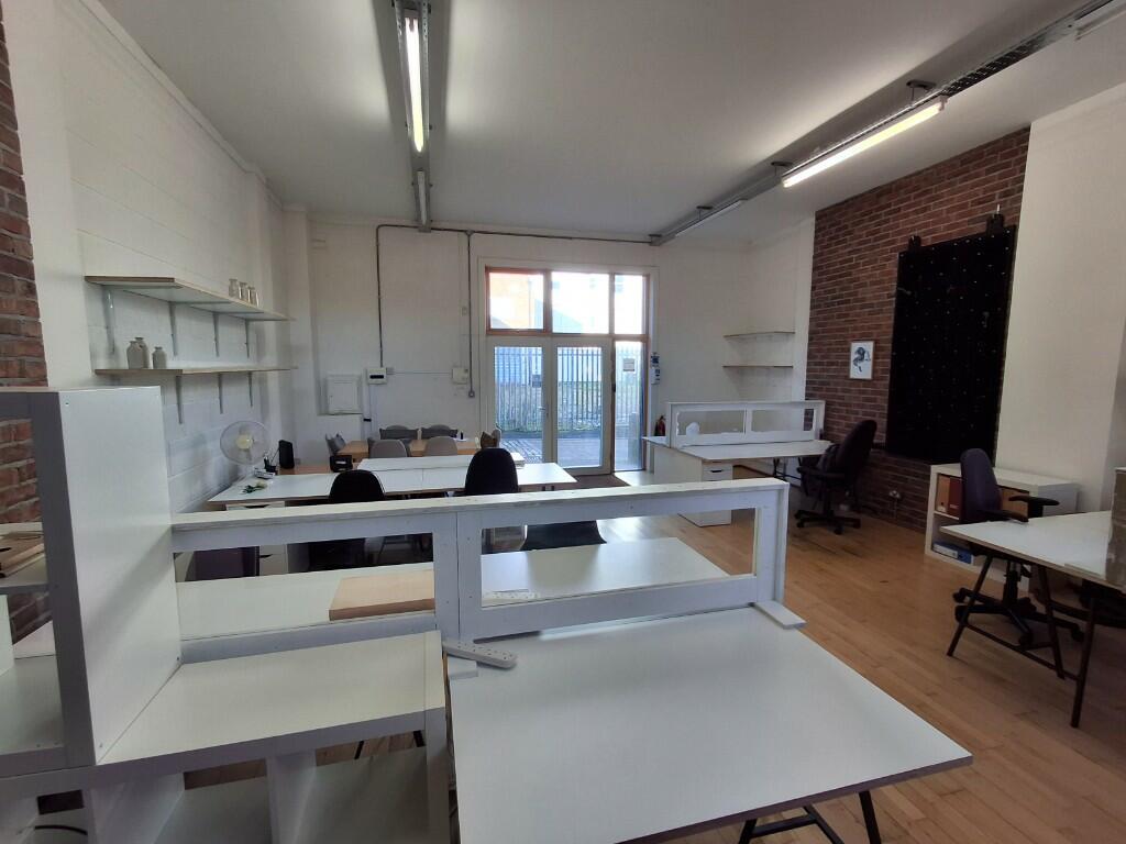 Additional property image - Backfields Lane, Bristol, BS2