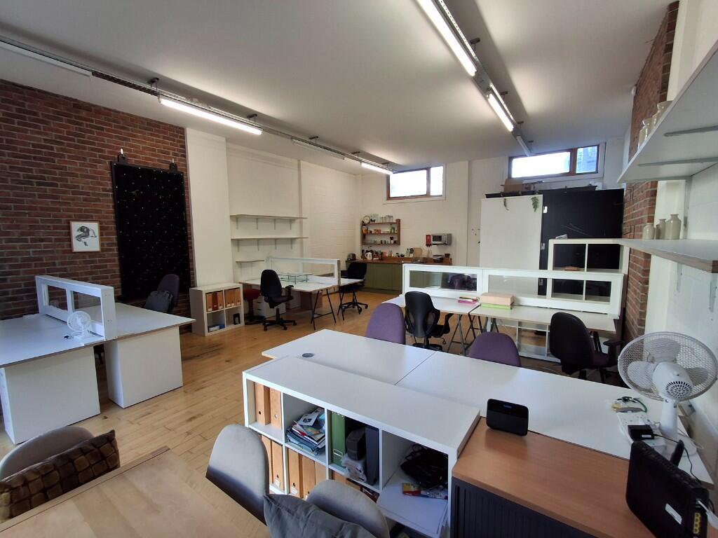 Additional property image - Backfields Lane, Bristol, BS2