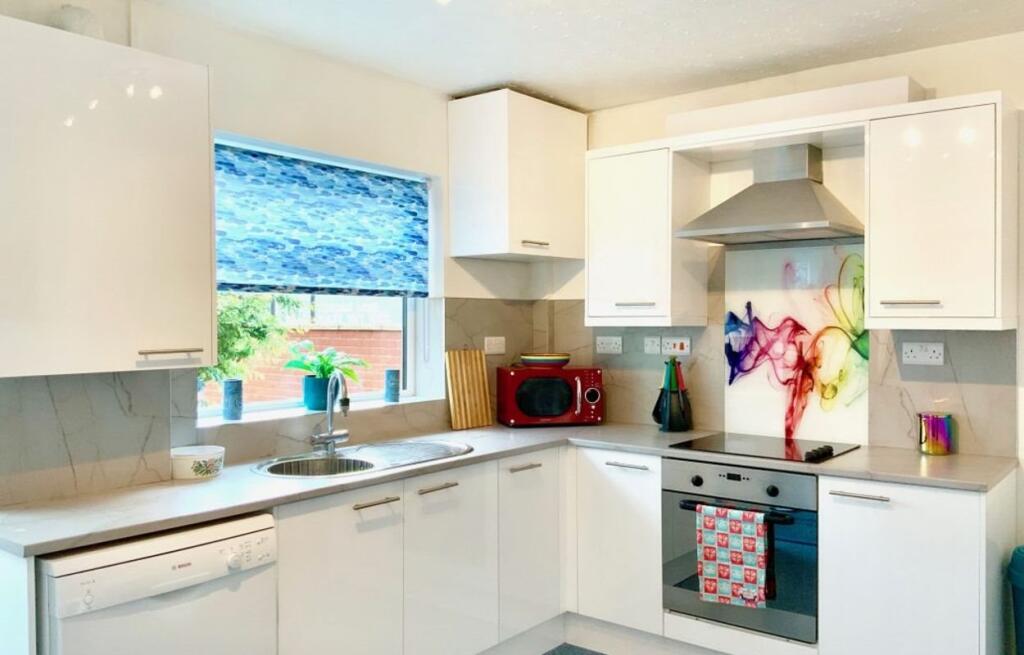 Main image of property: Cliff Road, City Centre, 