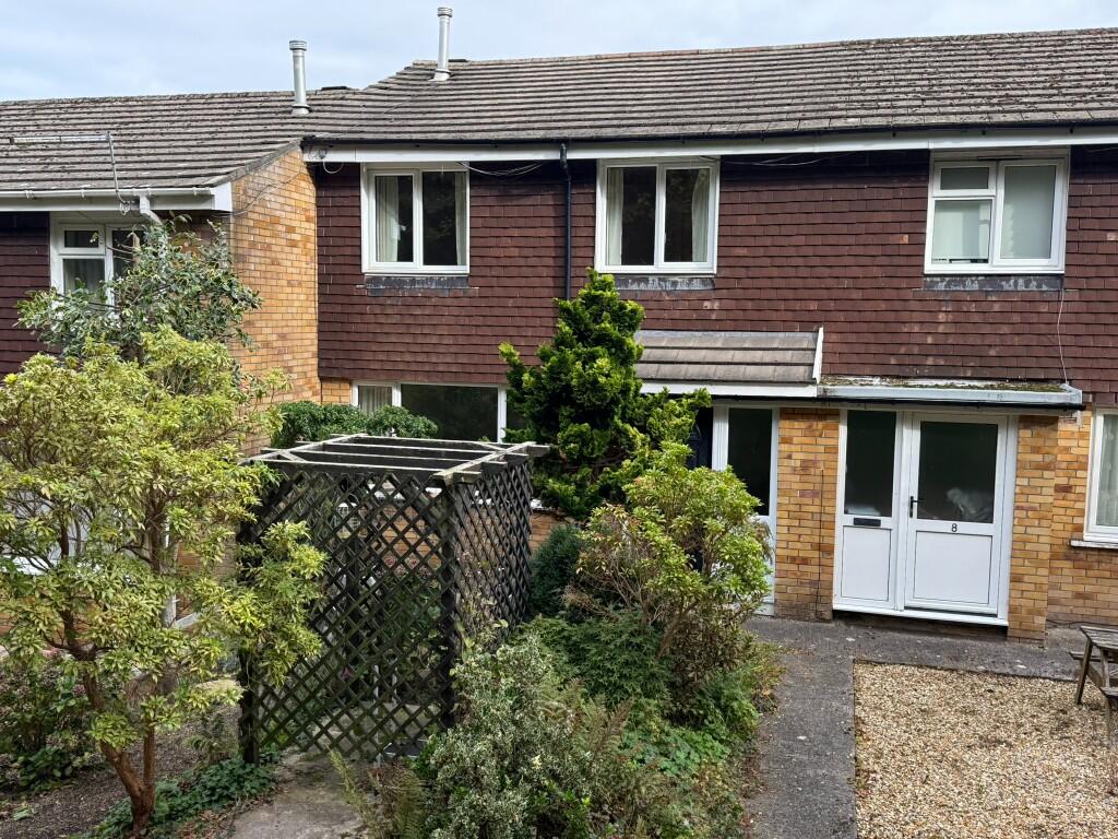 Main image of property: Garth Dinas, SY23