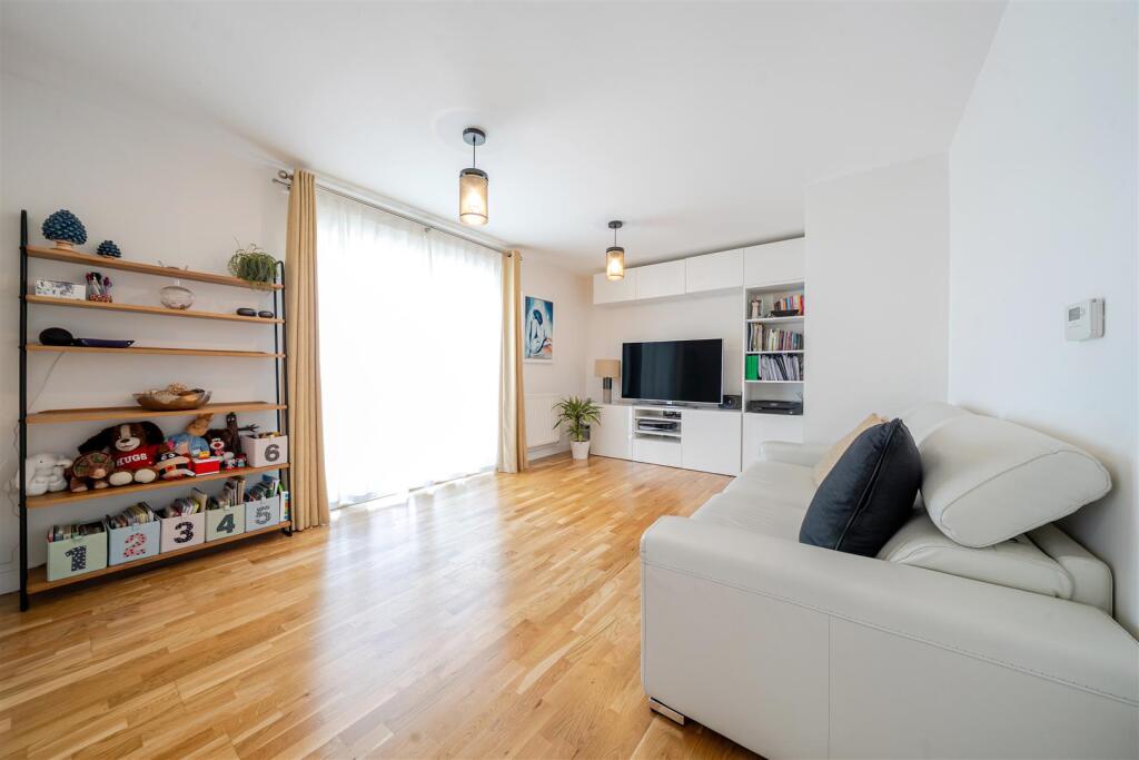 Main image of property: Arla Place, Ruislip, HA4