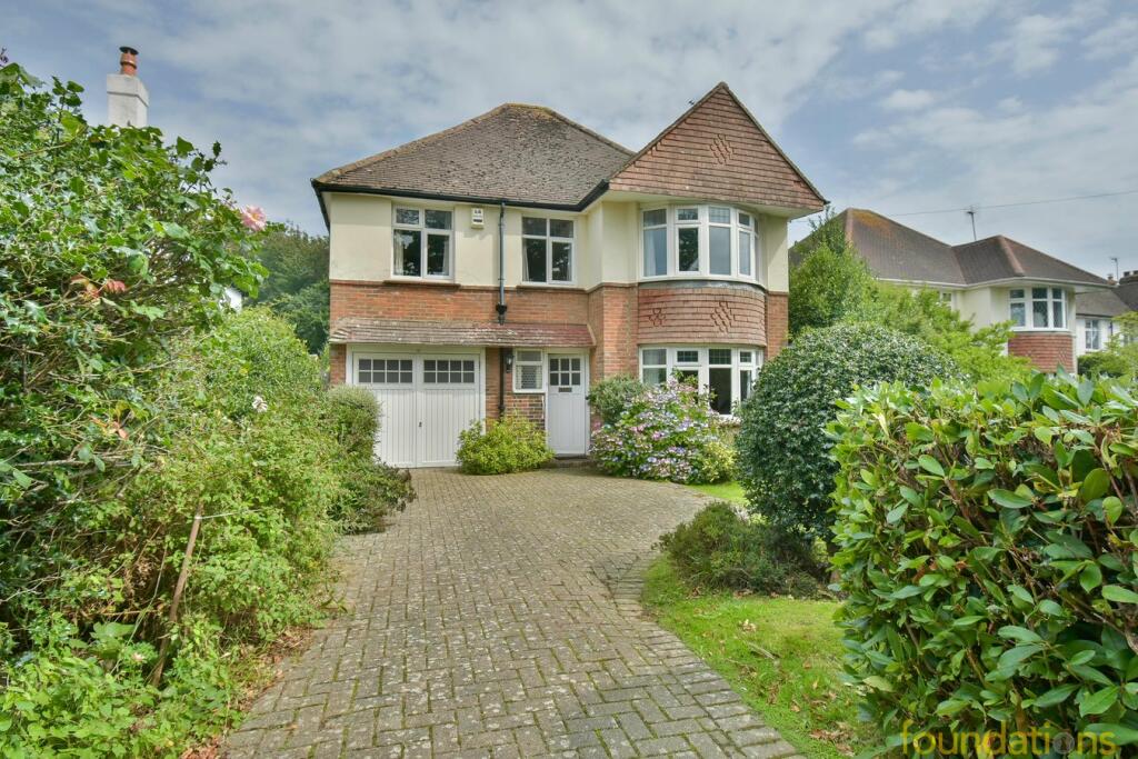 4 bedroom detached house for sale in Pages Lane, BexhillonSea, TN39
