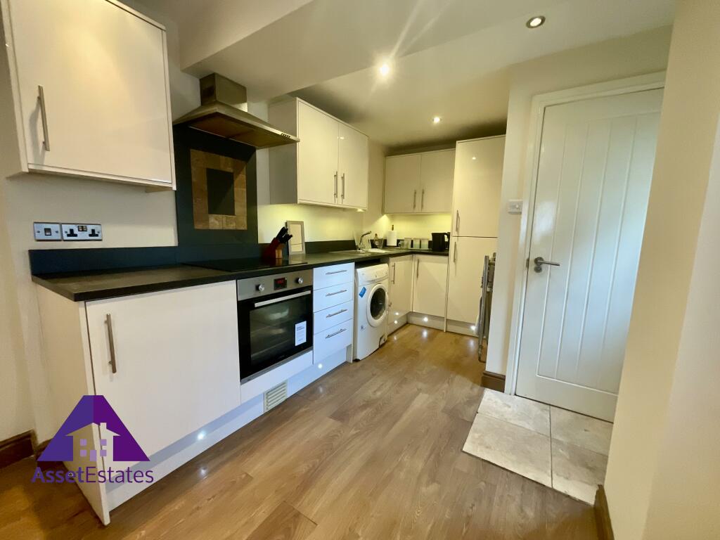 3 bedroom terraced house for sale in Meadow Street, Llanhilleth