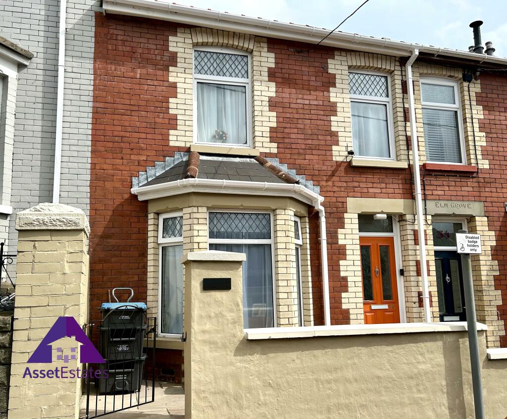 3 bedroom terraced house for sale in Coronation Road, Six Bells
