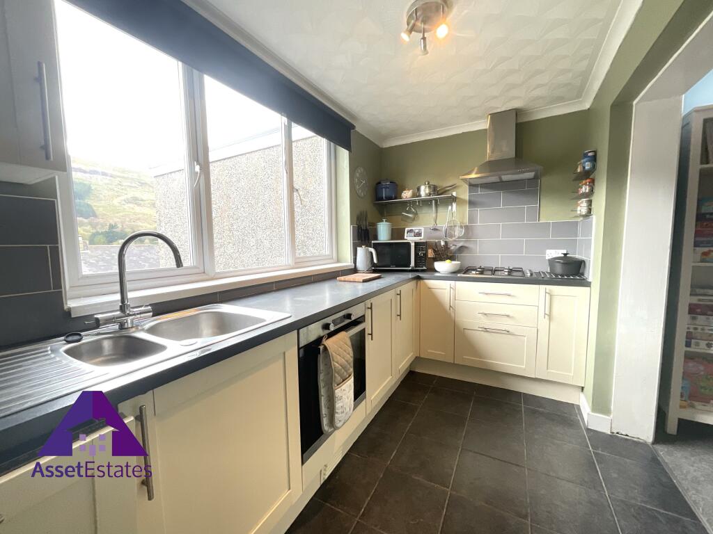 3 bedroom terraced house for sale in Coronation Street, Blaina