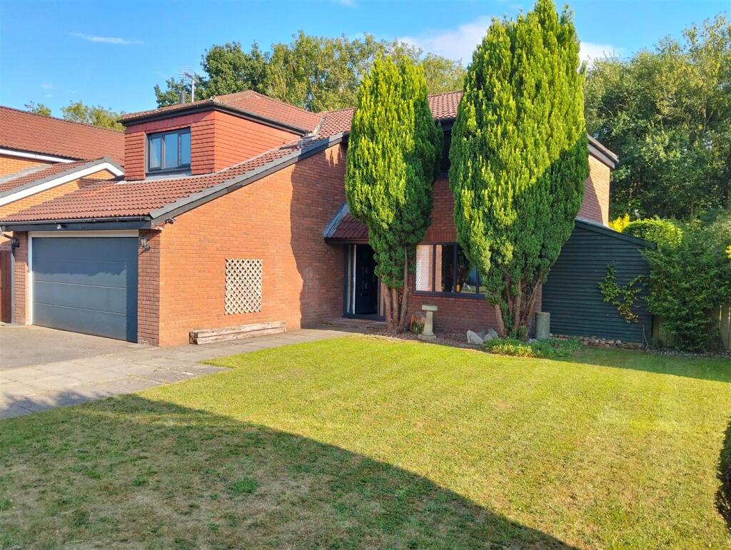 Main image of property: Woodham Gate, Newton Aycliffe, DL5 4UB