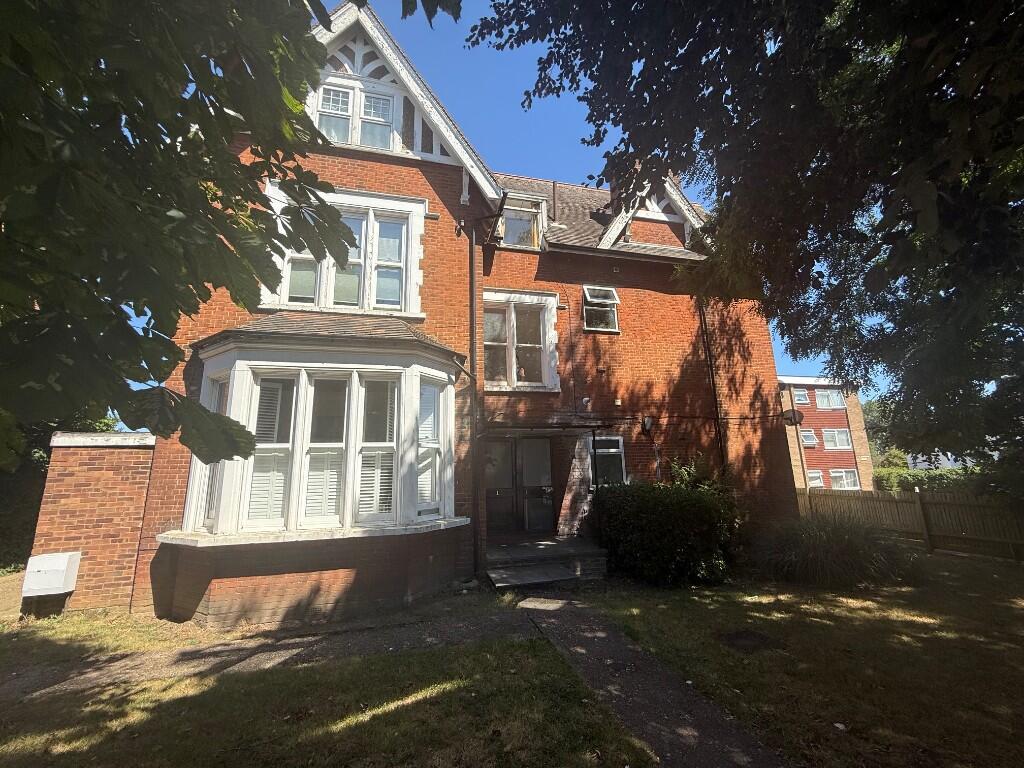 Main image of property: Flat 10, 1 Tennison Road, SE25 5SA