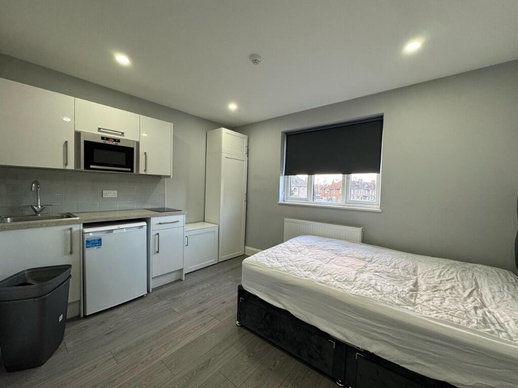 Main image of property: Randlesdown Road, London, SE6