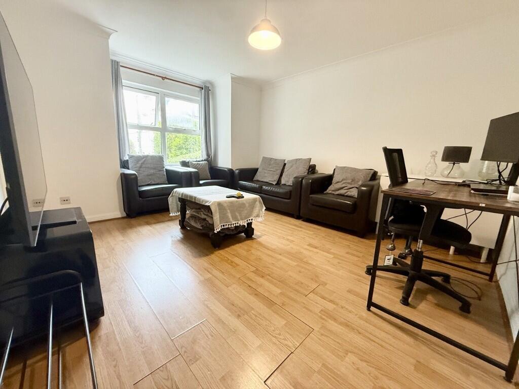 Main image of property: Bedford Hill, London, SW12