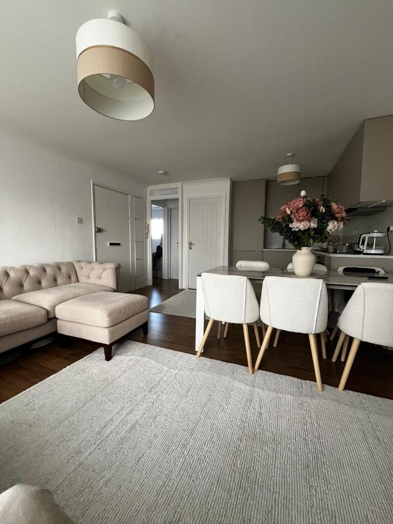 Main image of property: West Park, London, SE9