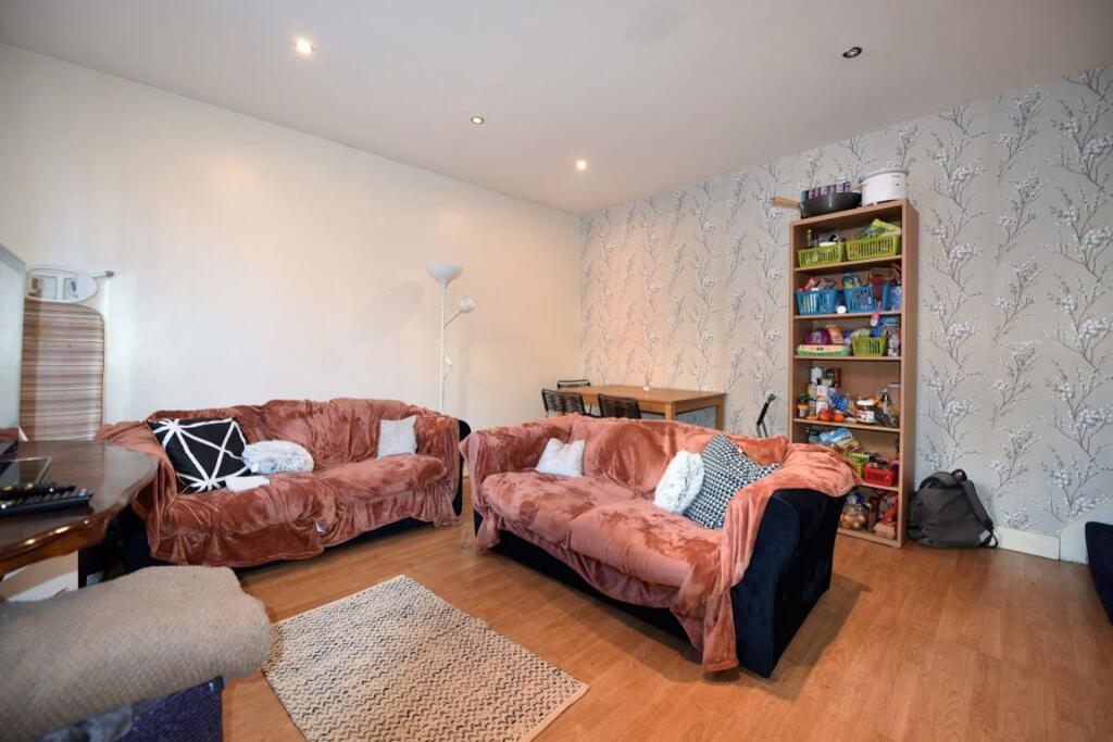 Main image of property: 5 Thornville Grove (HS)