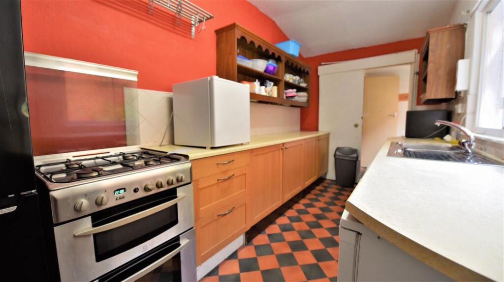 Main image of property: 54 Victoria Road