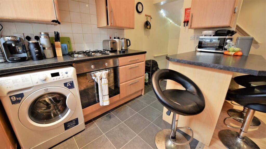 Main image of property: Harold Place