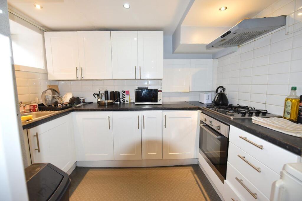 Main image of property: Harold View