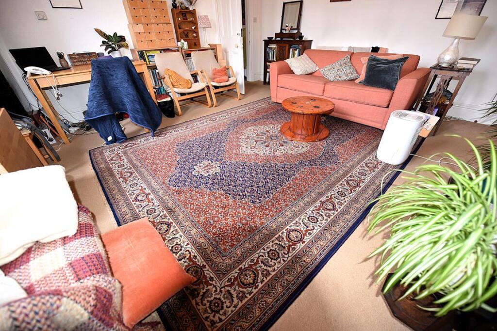 Main image of property: 160 Otley Road Flat 2