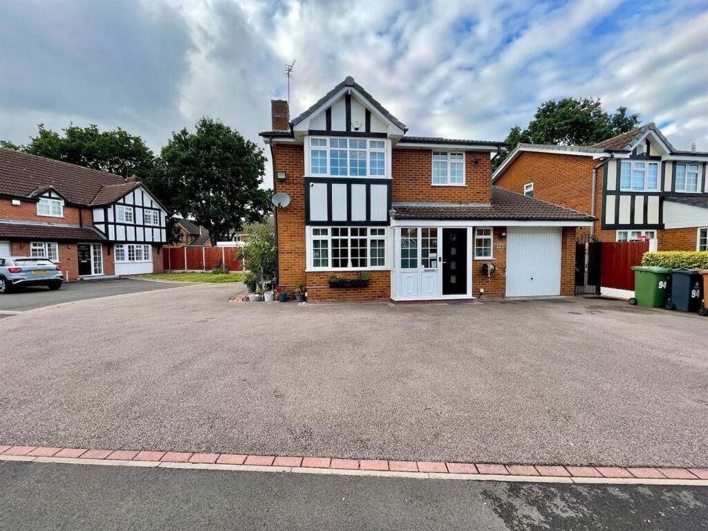 Main image of property: Ferndown Close, Walsall