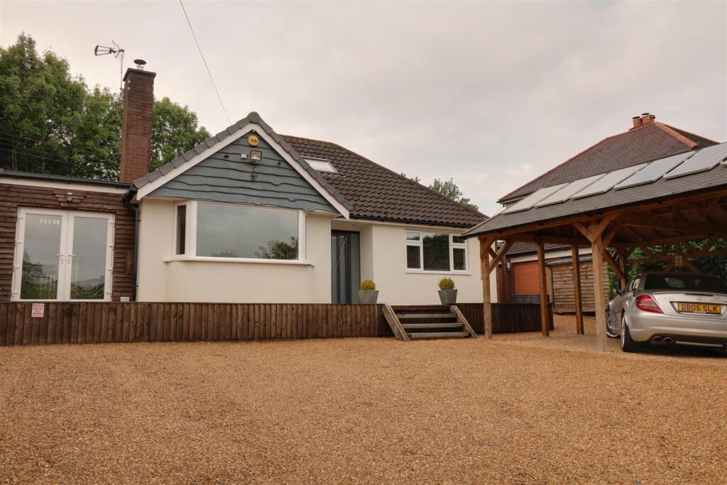 Main image of property: Watling Street, Cannock