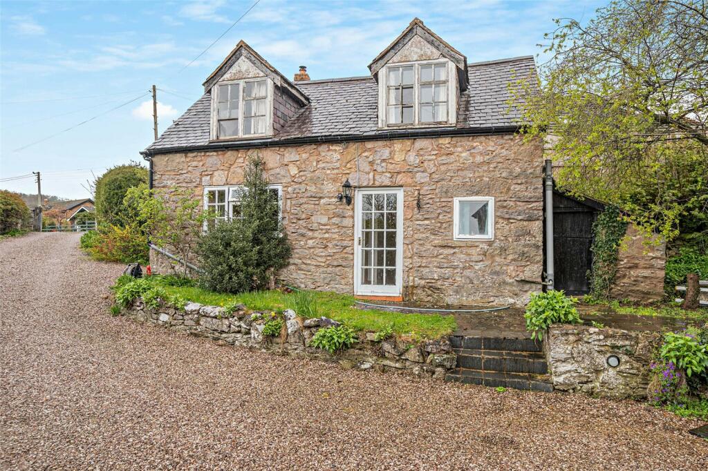 4 bedroom detached house for sale in Ruthin, Denbighshire, LL15