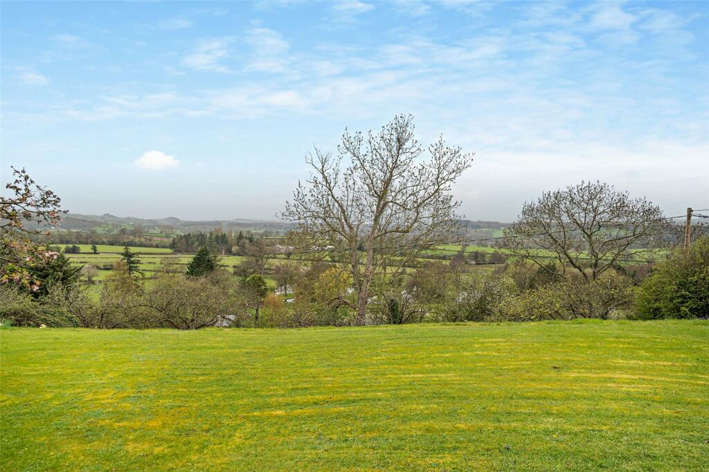 4 bedroom detached house for sale in Ruthin, Denbighshire, LL15