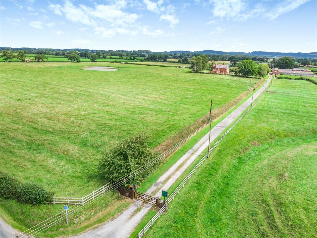 Additional property image - Farndon, Chester, Cheshire