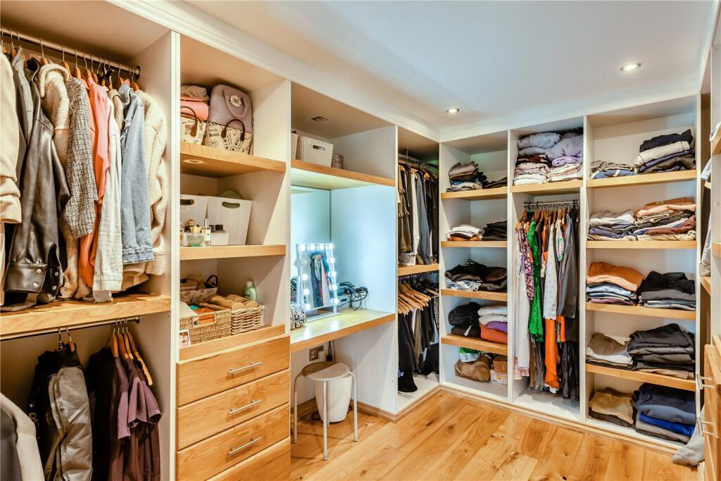 Additional property image - Lower Kinnerton, Chester, Cheshire