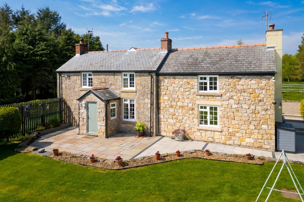 Main image of property: Bwlchgwyn, Wrexham