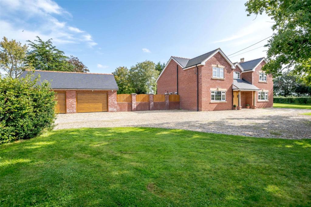 4 bedroom detached house for sale in Mollington, Chester, Cheshire, CH1