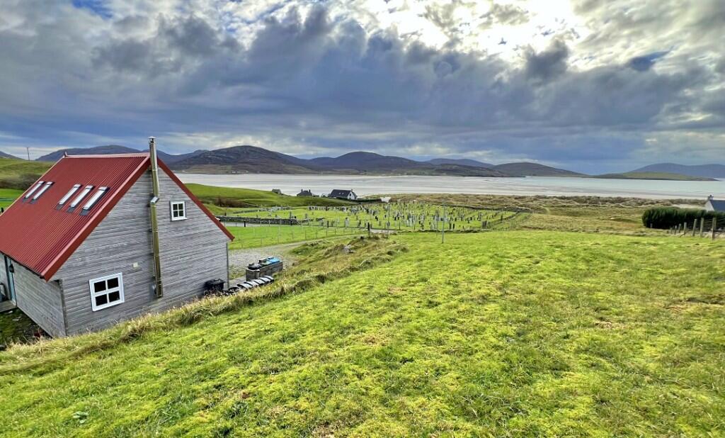 Main image of property: 4C Luskentyre, Isle of Harris, HS3 3HL